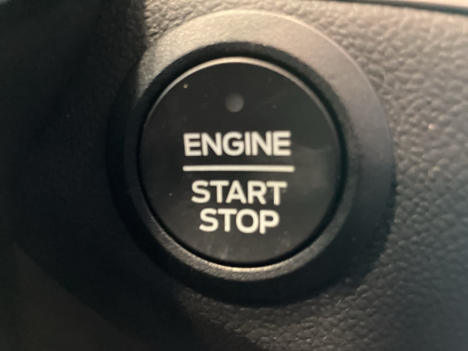 Thumbnail: 2022 Ford Escape - 17