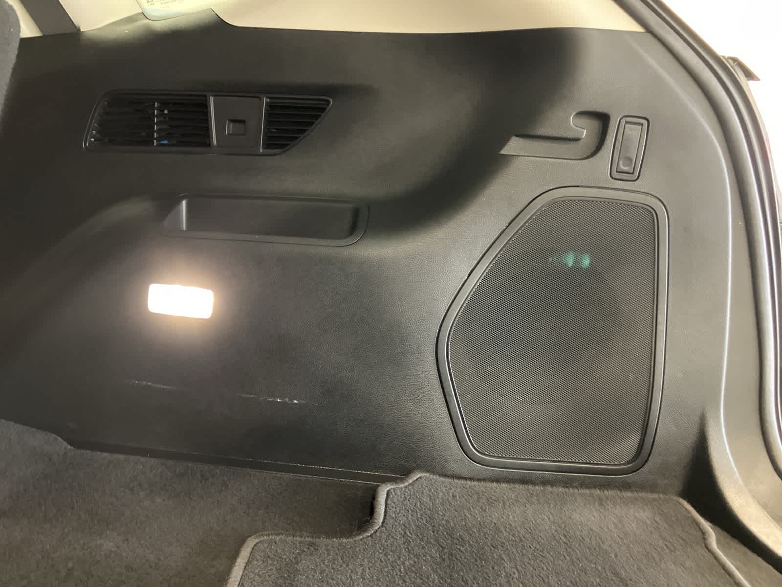 Thumbnail: 2023 Ford Edge - 30