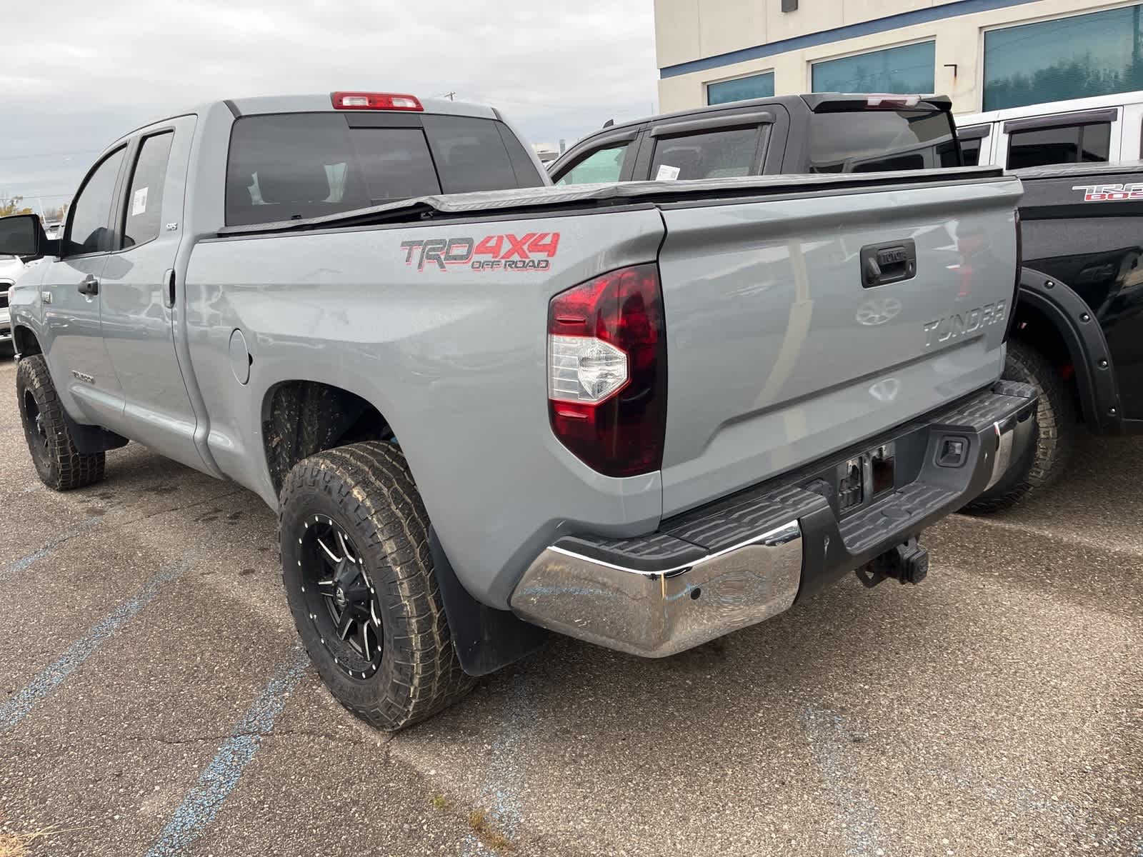 Thumbnail: 2018 Toyota Tundra - 11
