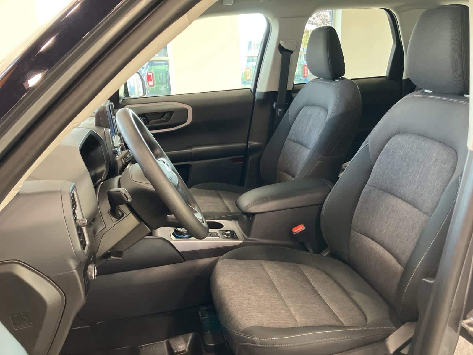 Thumbnail: 2023 Ford Bronco Sport - 11