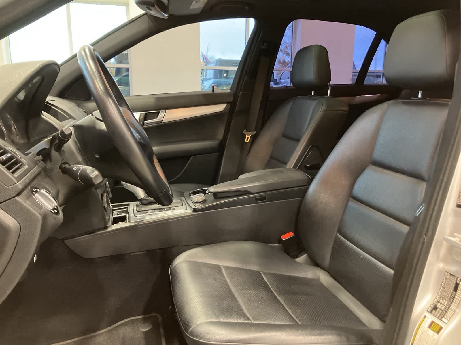 Thumbnail: 2008 Mercedes-Benz C-Class - 12