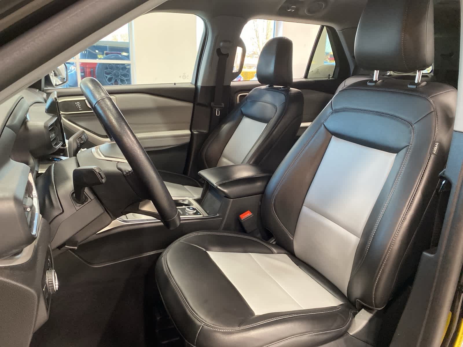 Thumbnail: 2023 Ford Explorer - 11