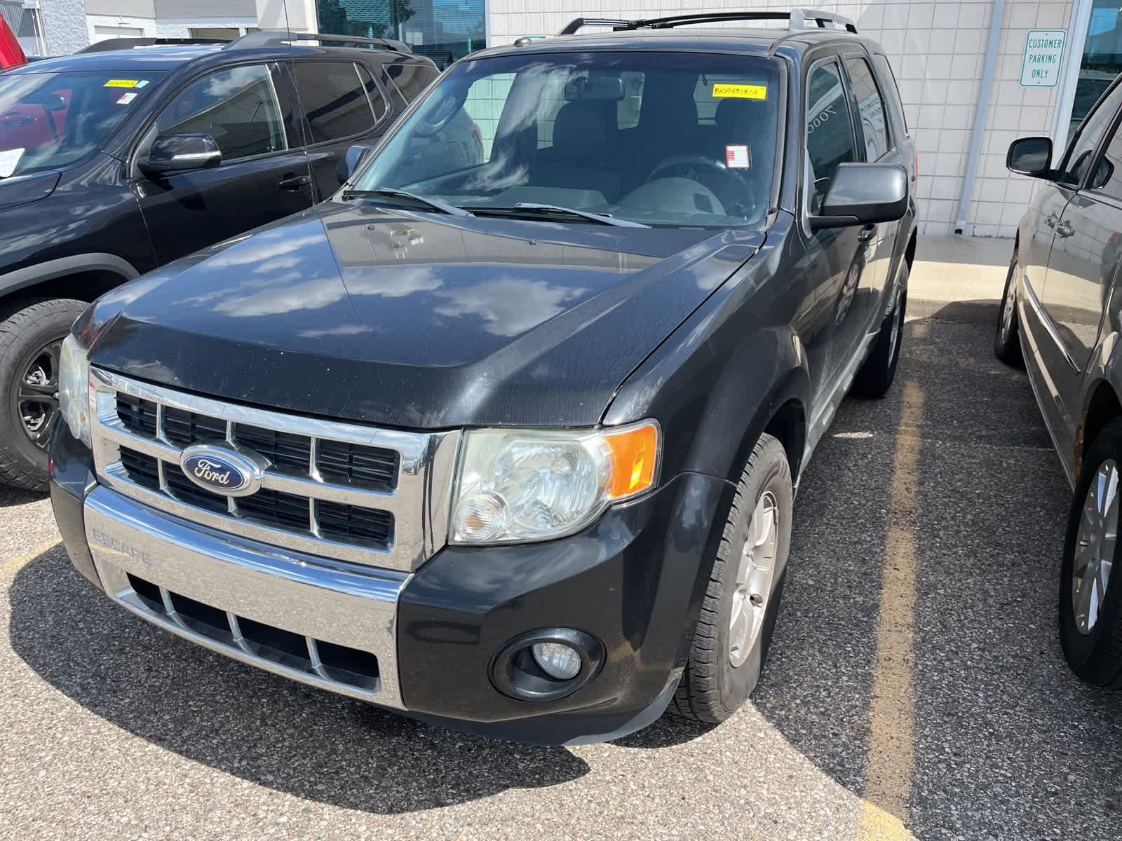 Thumbnail: 2011 Ford Escape - 3