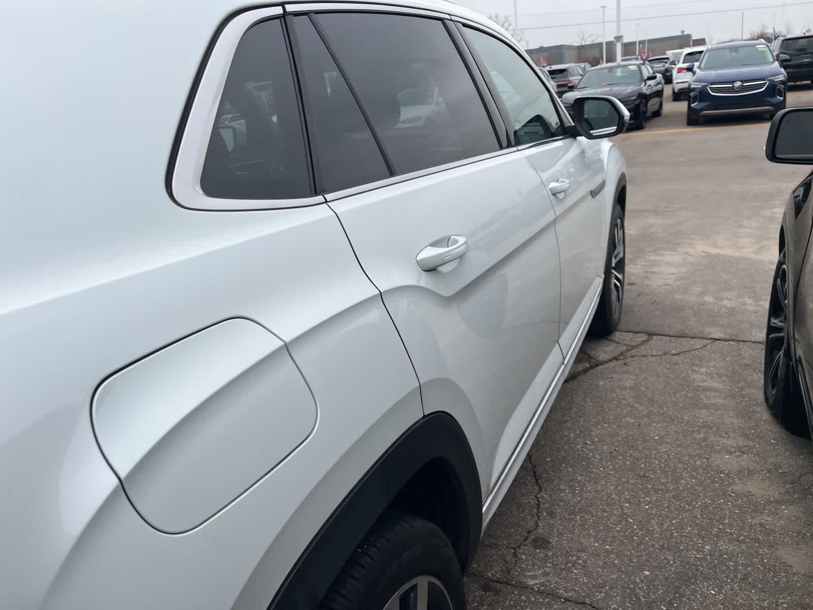 Thumbnail: 2023 Volkswagen Atlas - 19