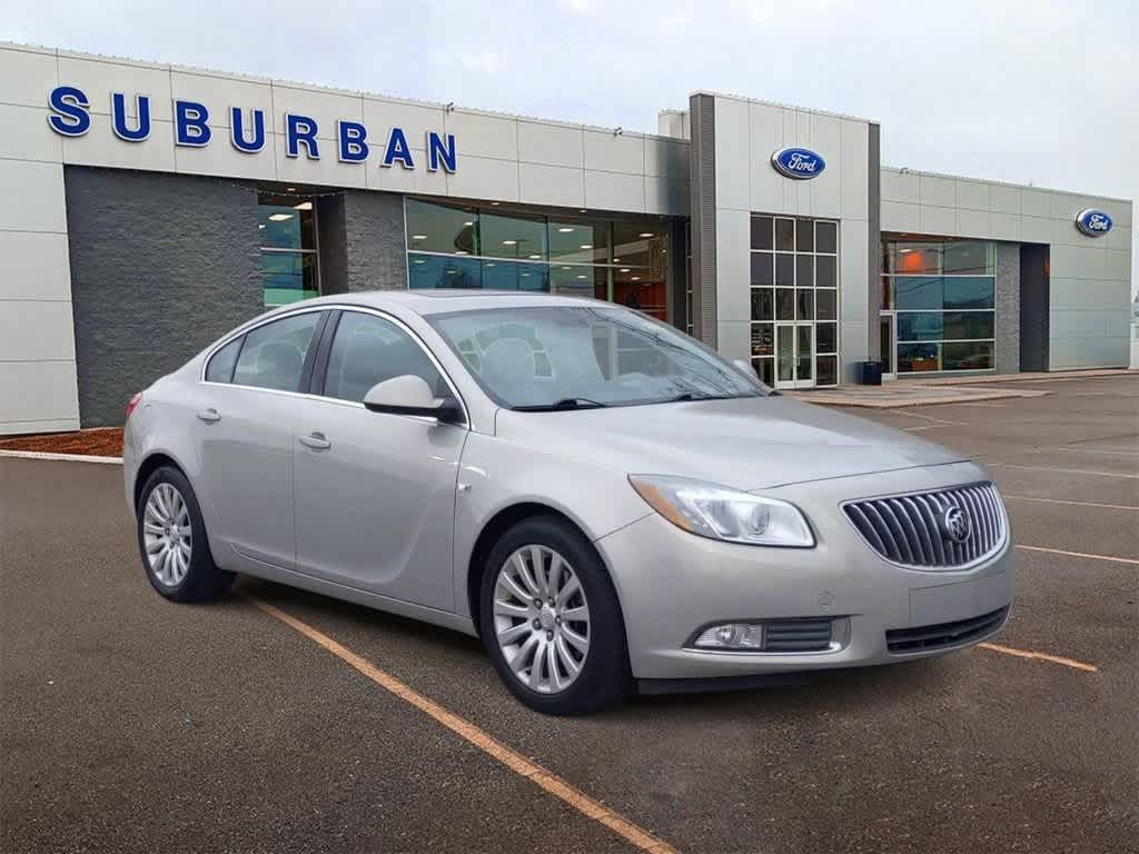 2011 Buick Regal CXL Turbo 2