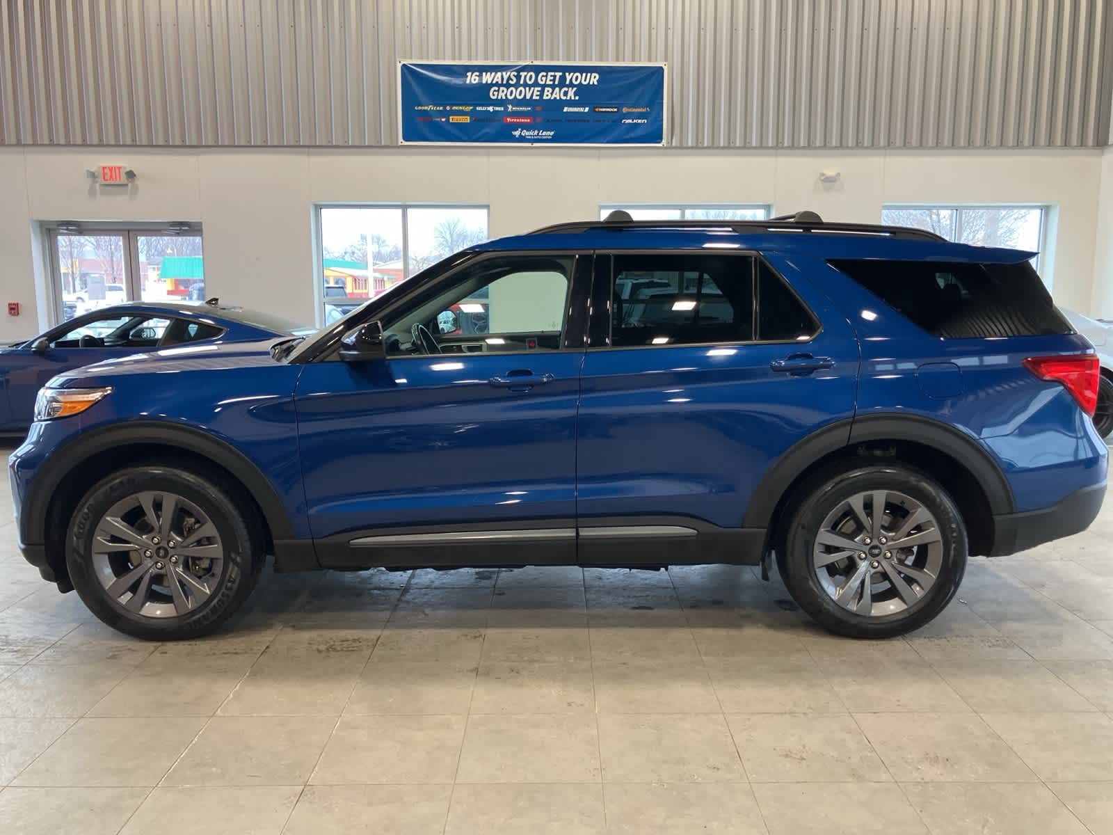 Thumbnail: 2022 Ford Explorer - 8