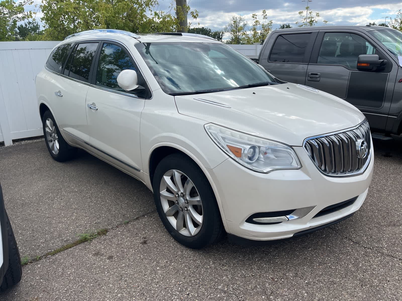 Thumbnail: 2013 Buick Enclave - 17