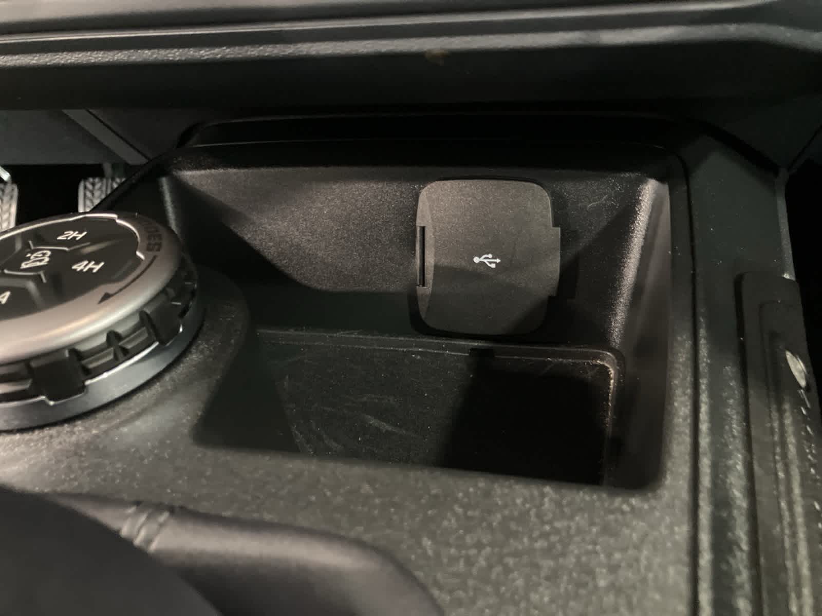 Thumbnail: 2022 Ford Bronco - 19