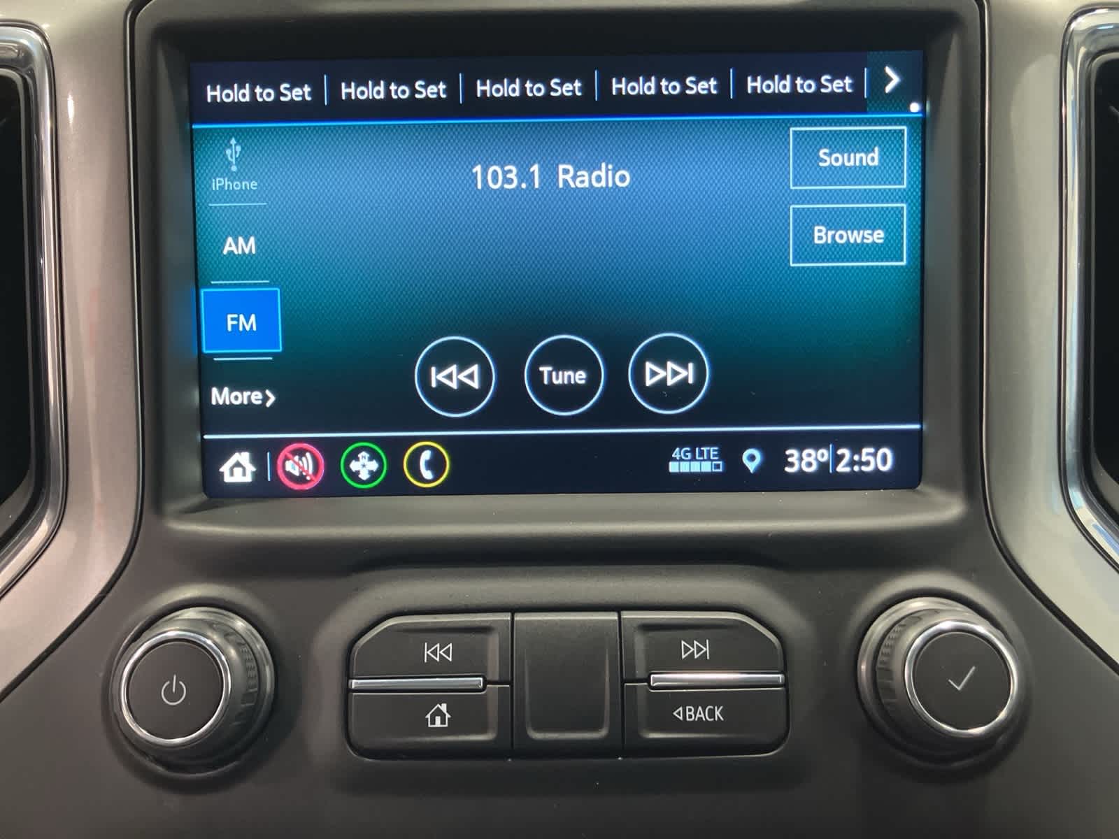 Thumbnail: 2019 Chevrolet Silverado 1500 - 17