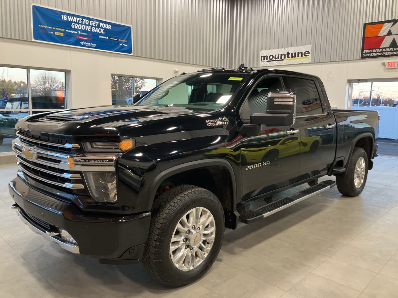 Thumbnail: 2022 Chevrolet Silverado 2500 - 1