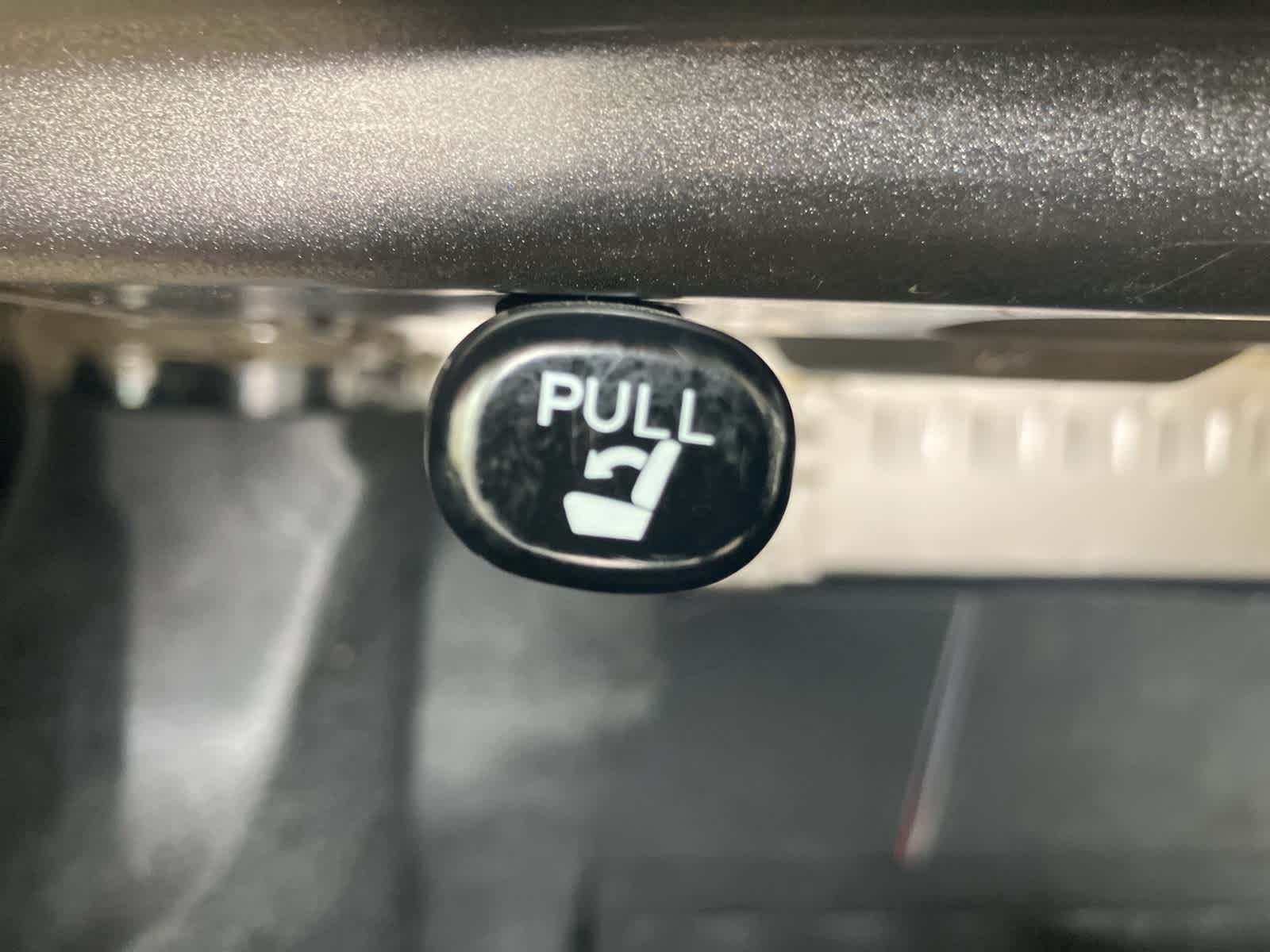 Thumbnail: 2019 Toyota Camry - 29