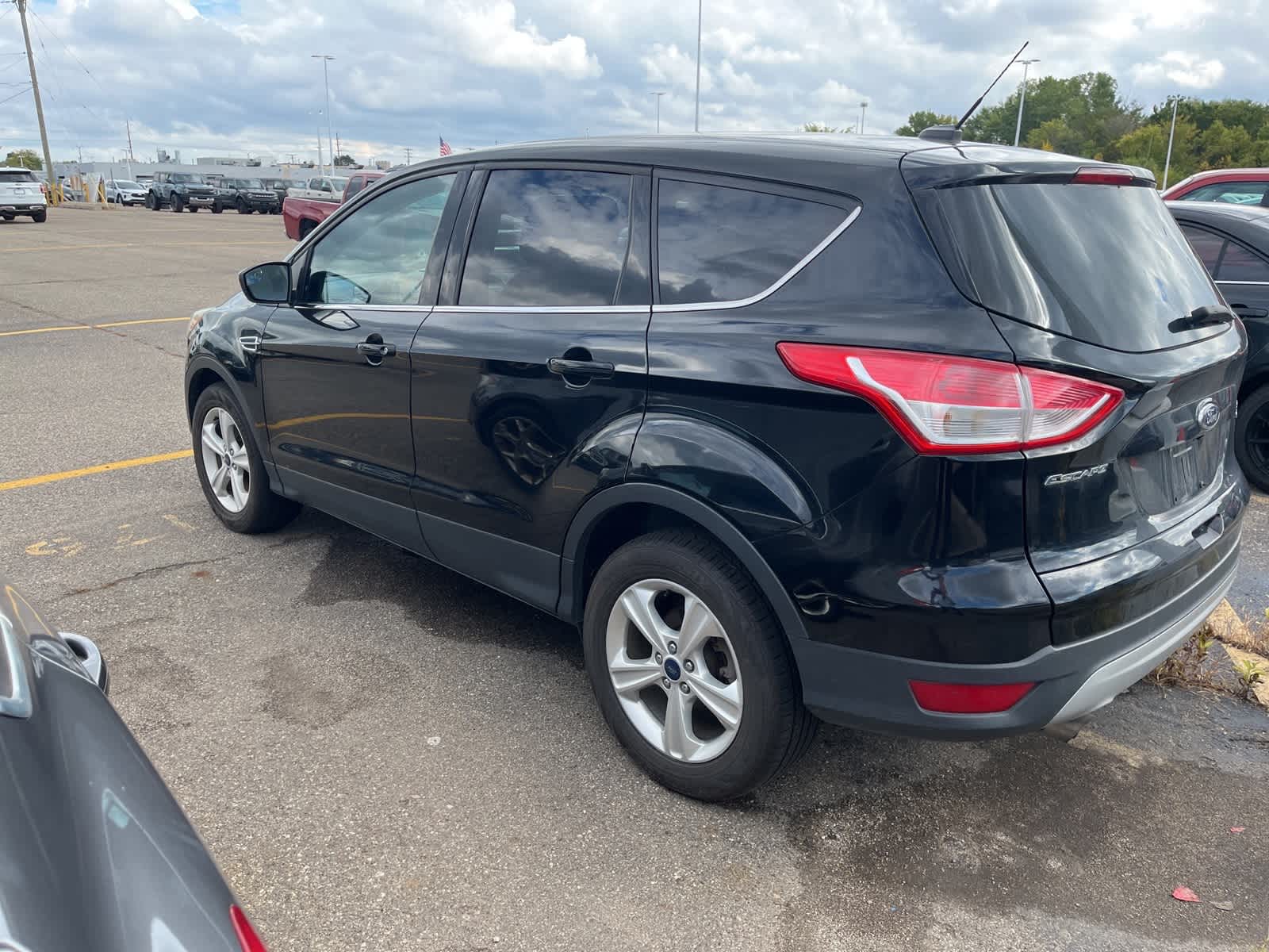 Thumbnail: 2016 Ford Escape - 9