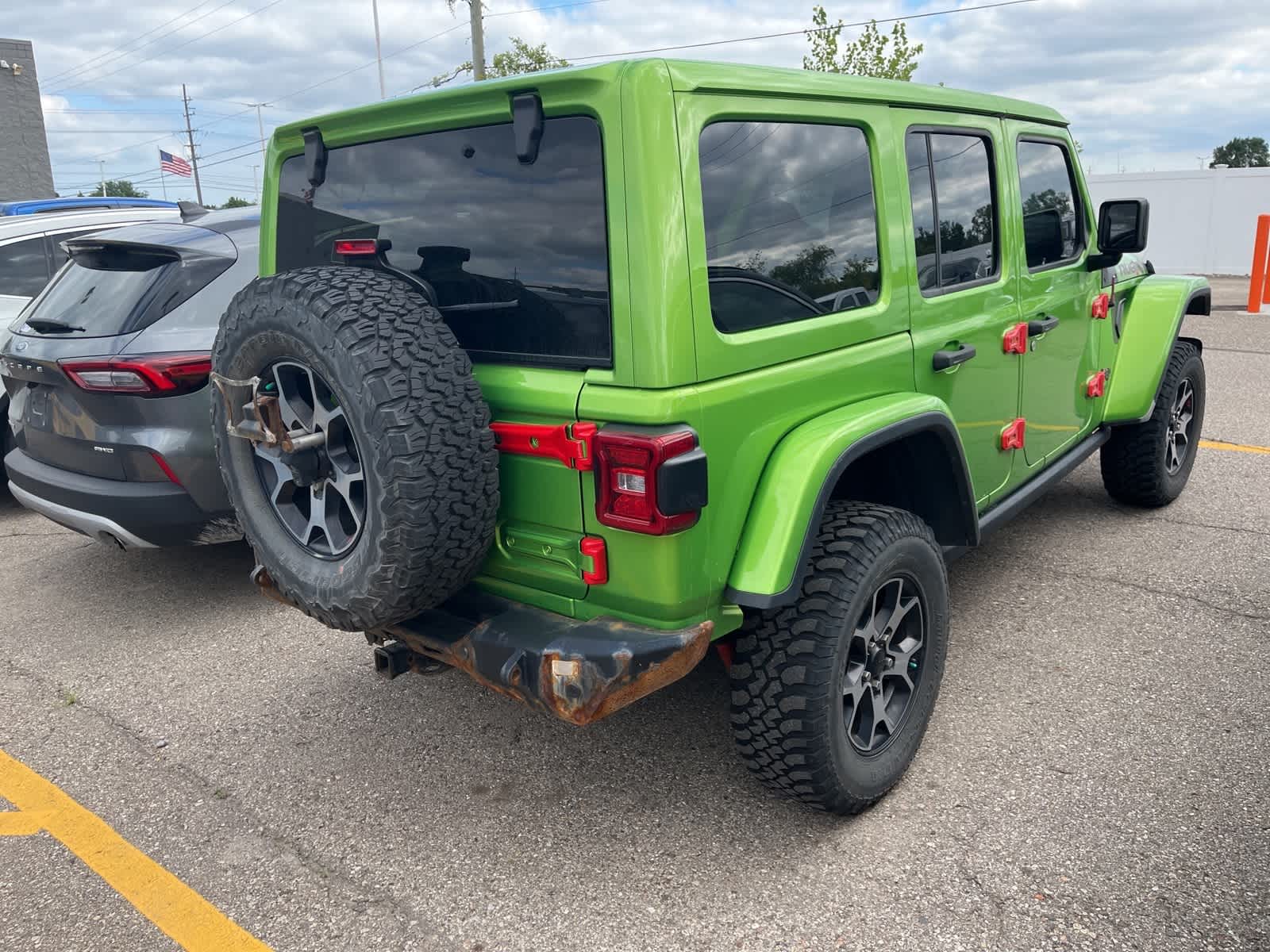 Thumbnail: 2019 Jeep Wrangler - 11