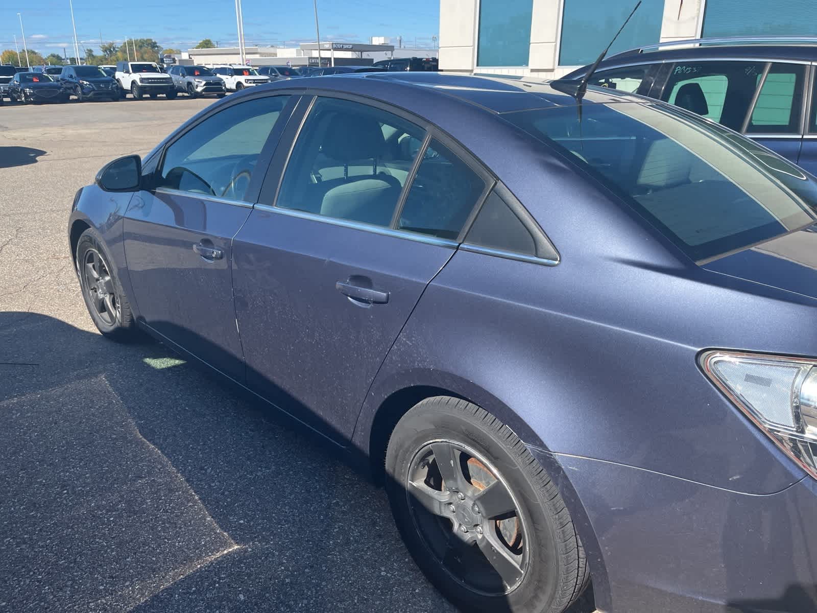 Thumbnail: 2014 Chevrolet Cruze - 9