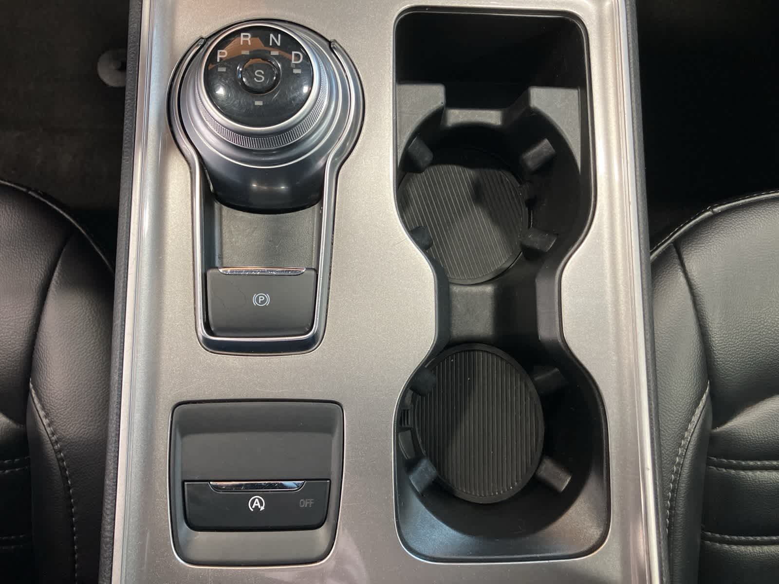 Thumbnail: 2024 Ford Edge - 15