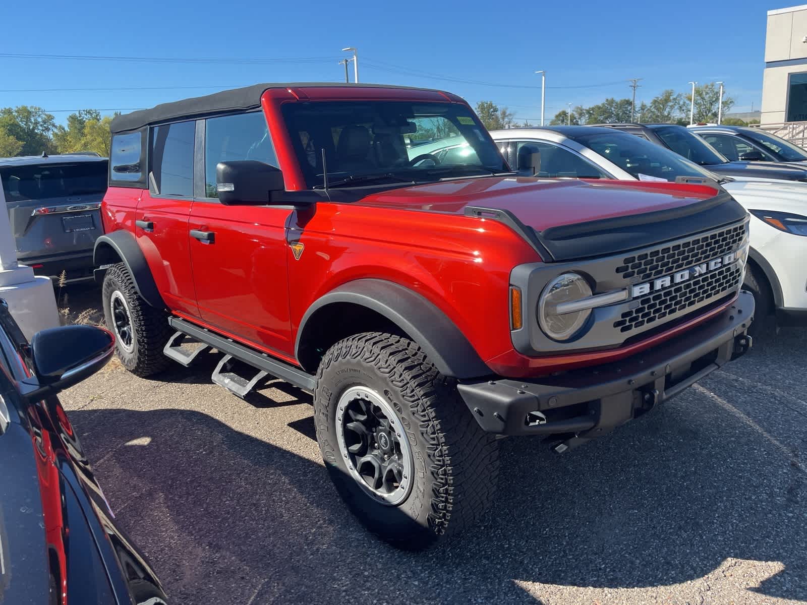 Thumbnail: 2022 Ford Bronco - 18