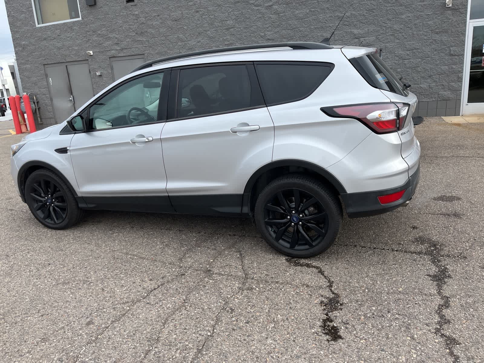 Thumbnail: 2018 Ford Escape - 10