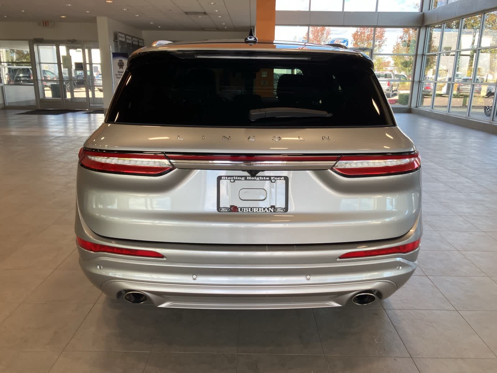 Thumbnail: 2022 Lincoln Corsair - 6