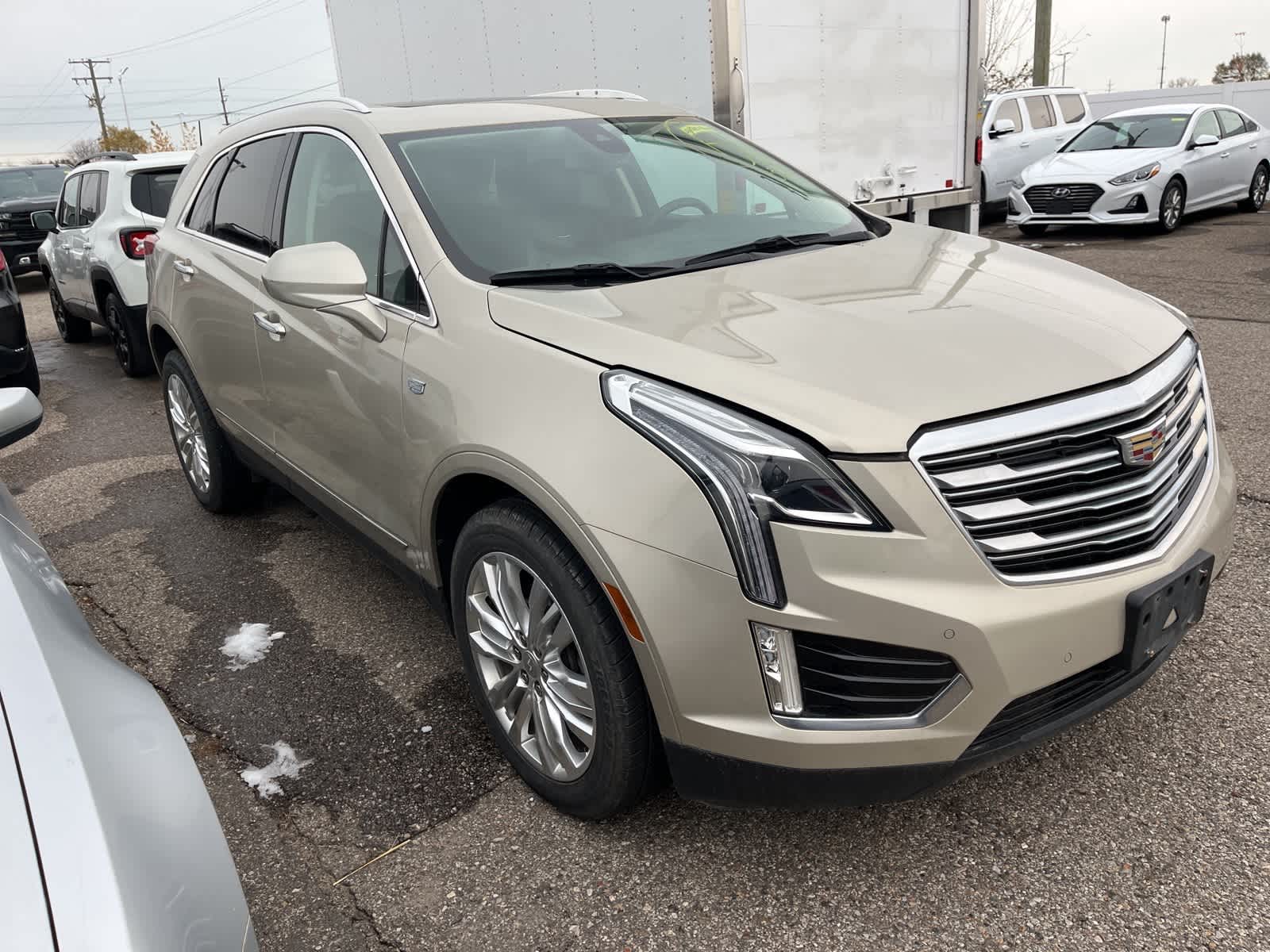Thumbnail: 2017 Cadillac XT5 - 18