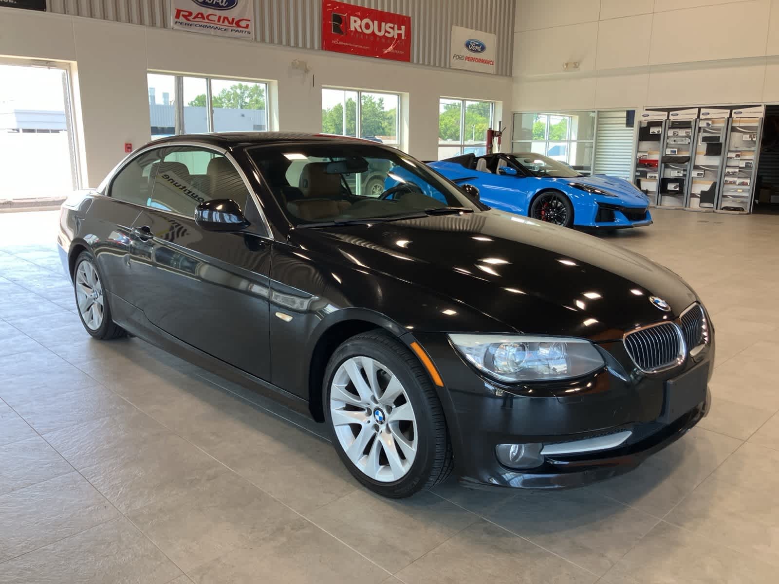 Thumbnail: 2013 BMW 3 Series - 3