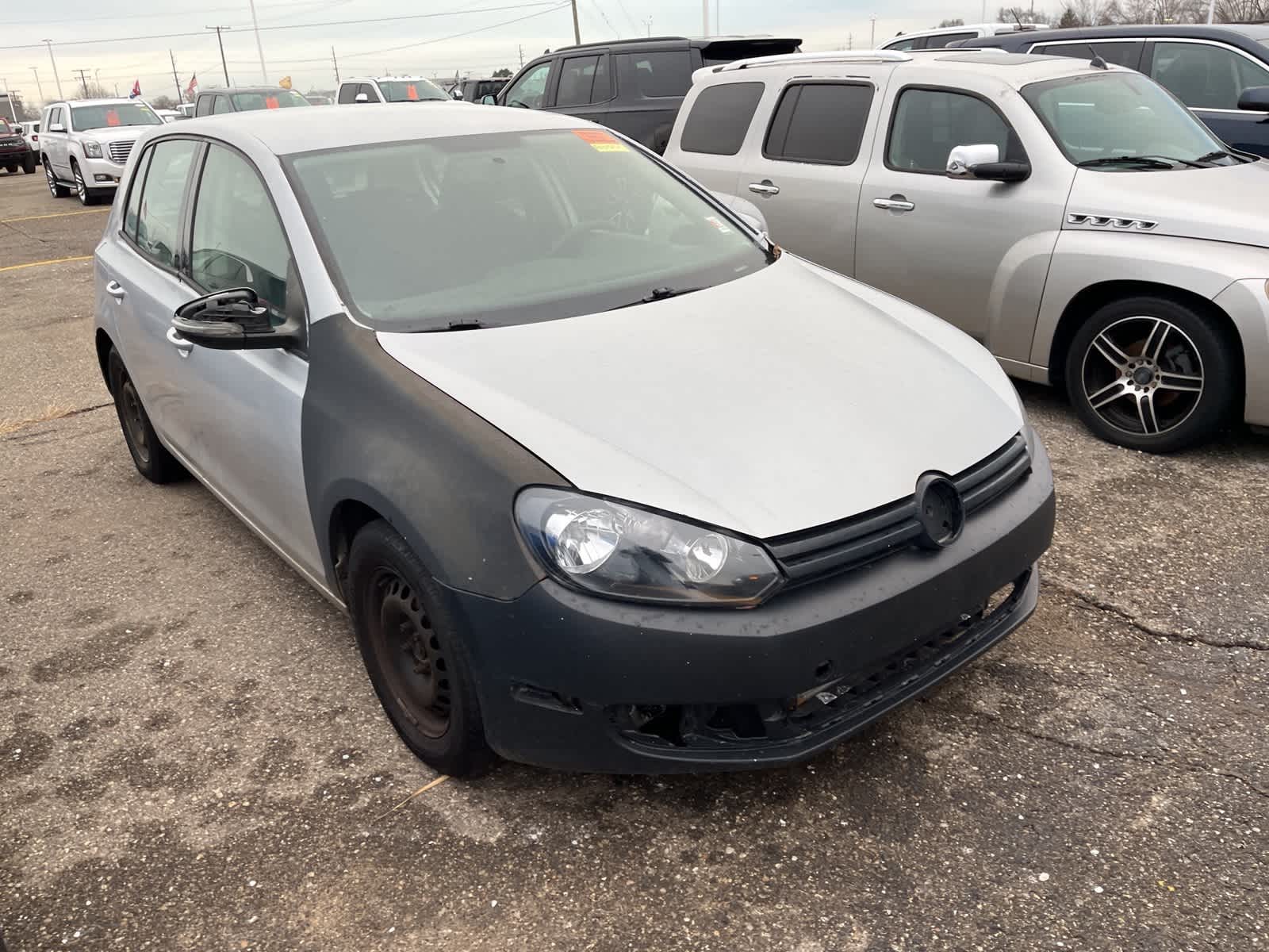 Thumbnail: 2010 Volkswagen Golf - 18