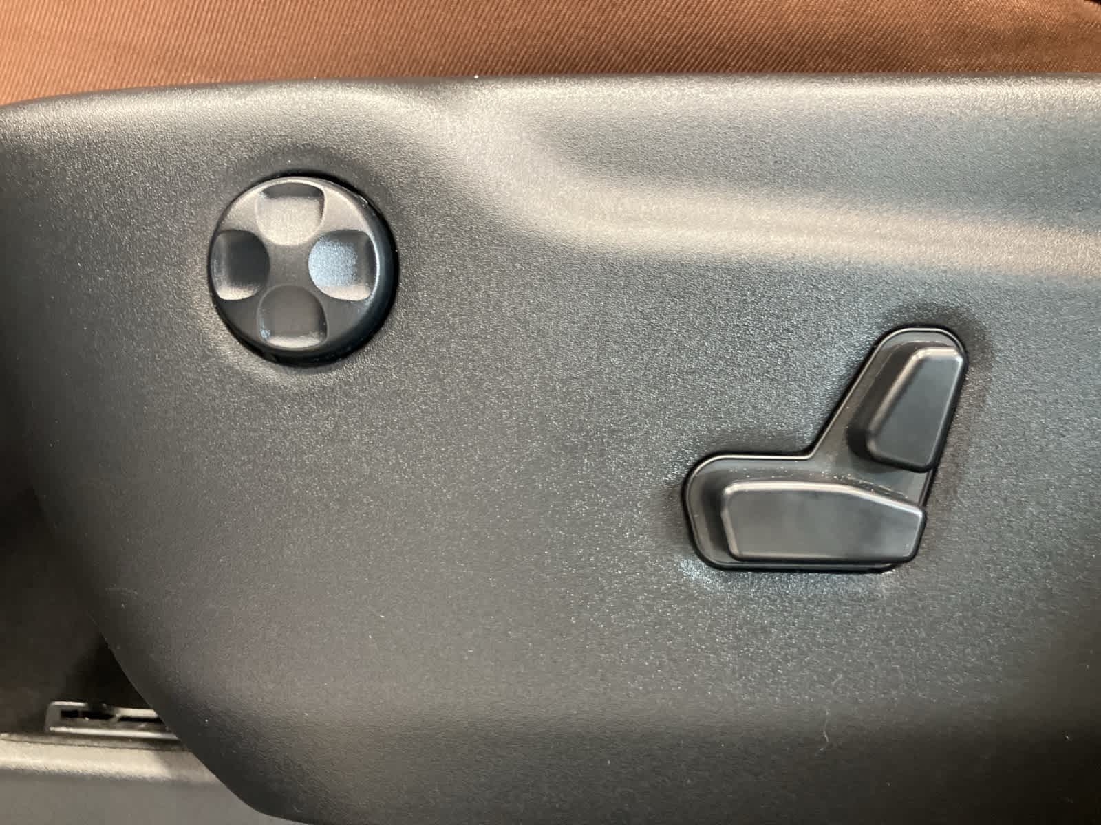 Thumbnail: 2021 Jeep Grand Cherokee - 13