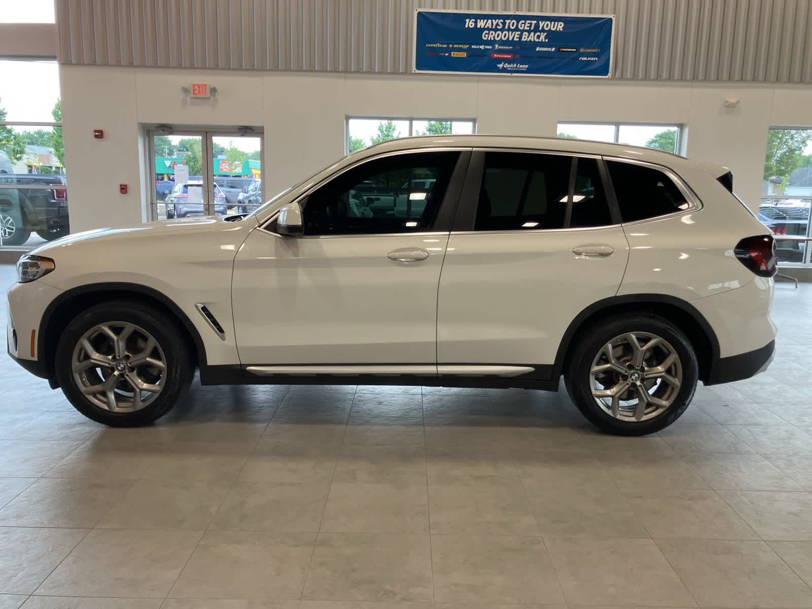 Thumbnail: 2022 BMW X3 - 8