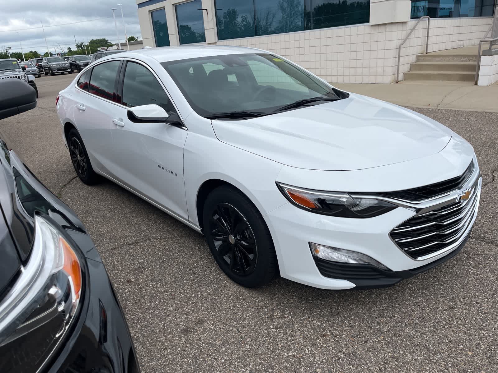 Thumbnail: 2024 Chevrolet Malibu - 16