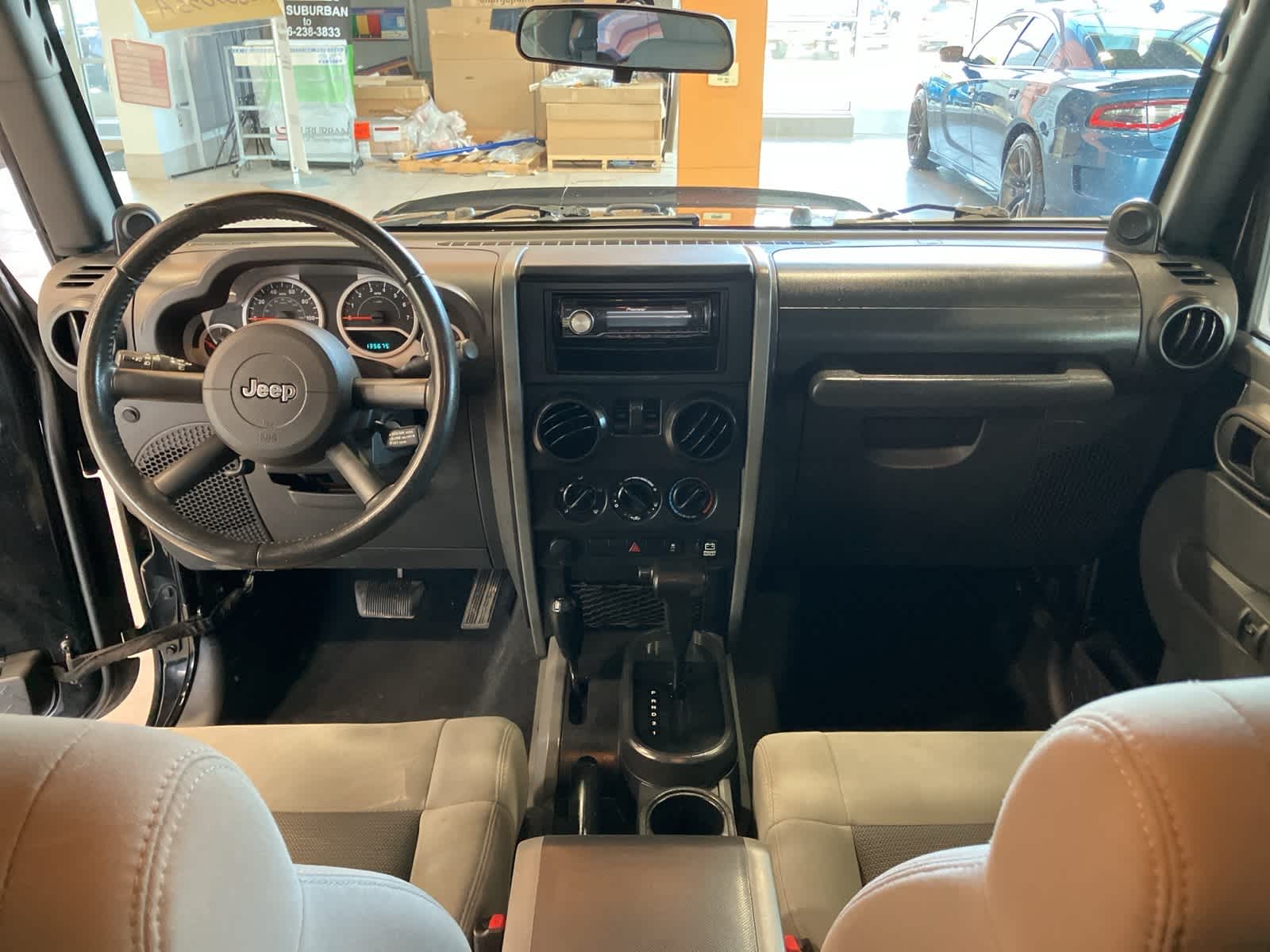 Thumbnail: 2010 Jeep Wrangler - 19