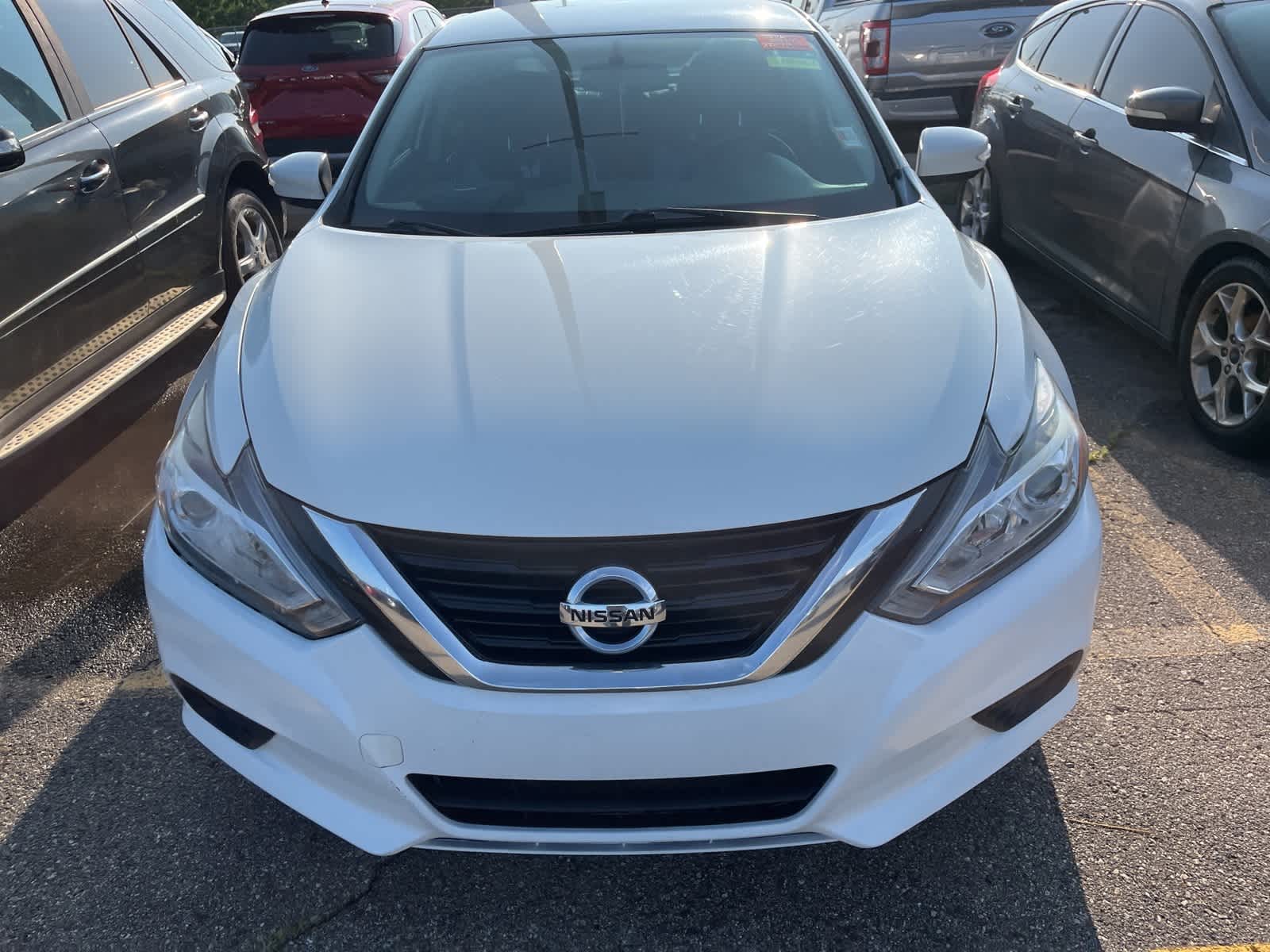 Thumbnail: 2018 Nissan Altima - 20