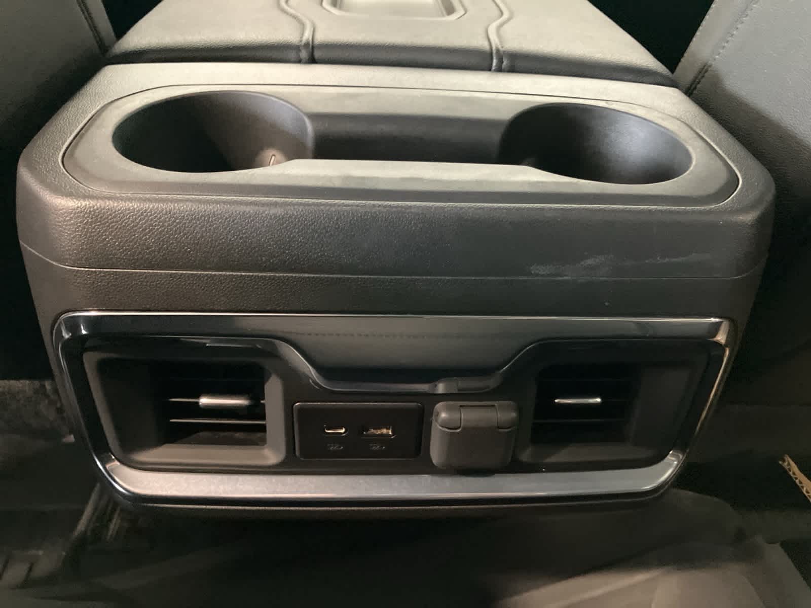 Thumbnail: 2022 GMC Sierra 2500 - 27