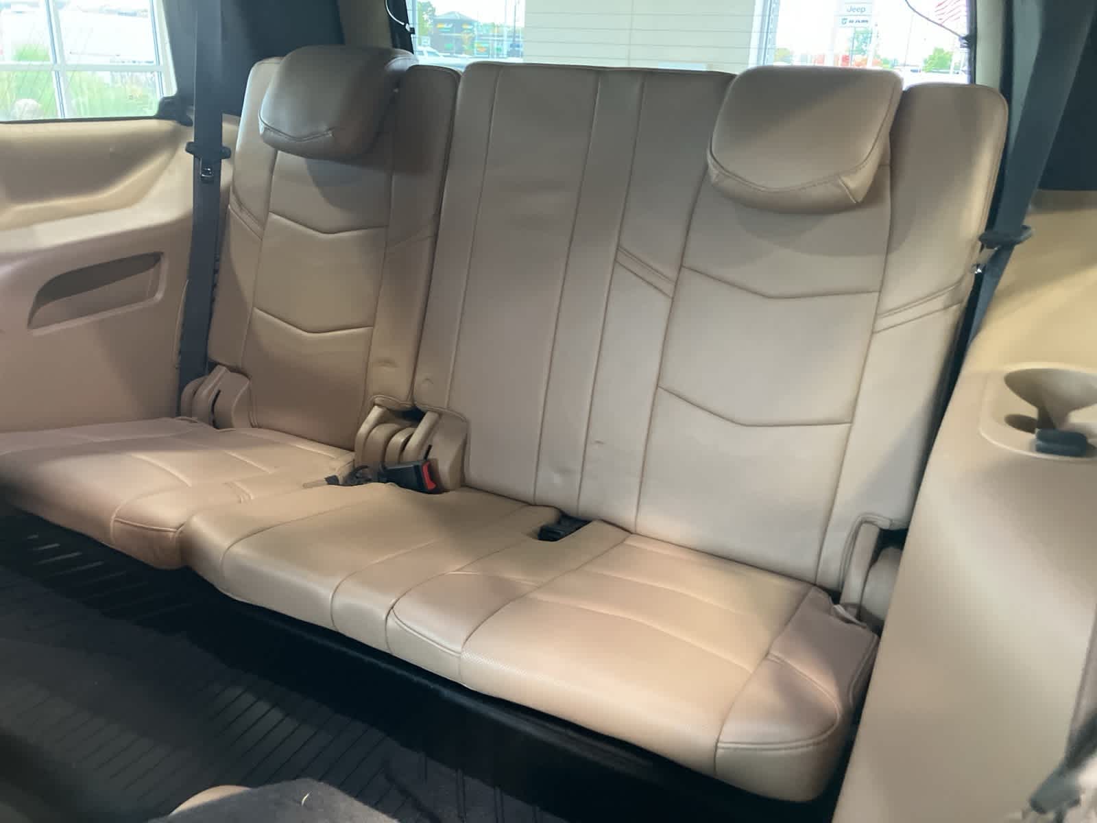 Thumbnail: 2019 Cadillac Escalade - 33