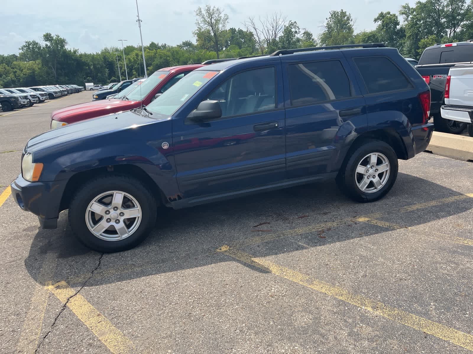 Thumbnail: 2005 Jeep Grand Cherokee - 5