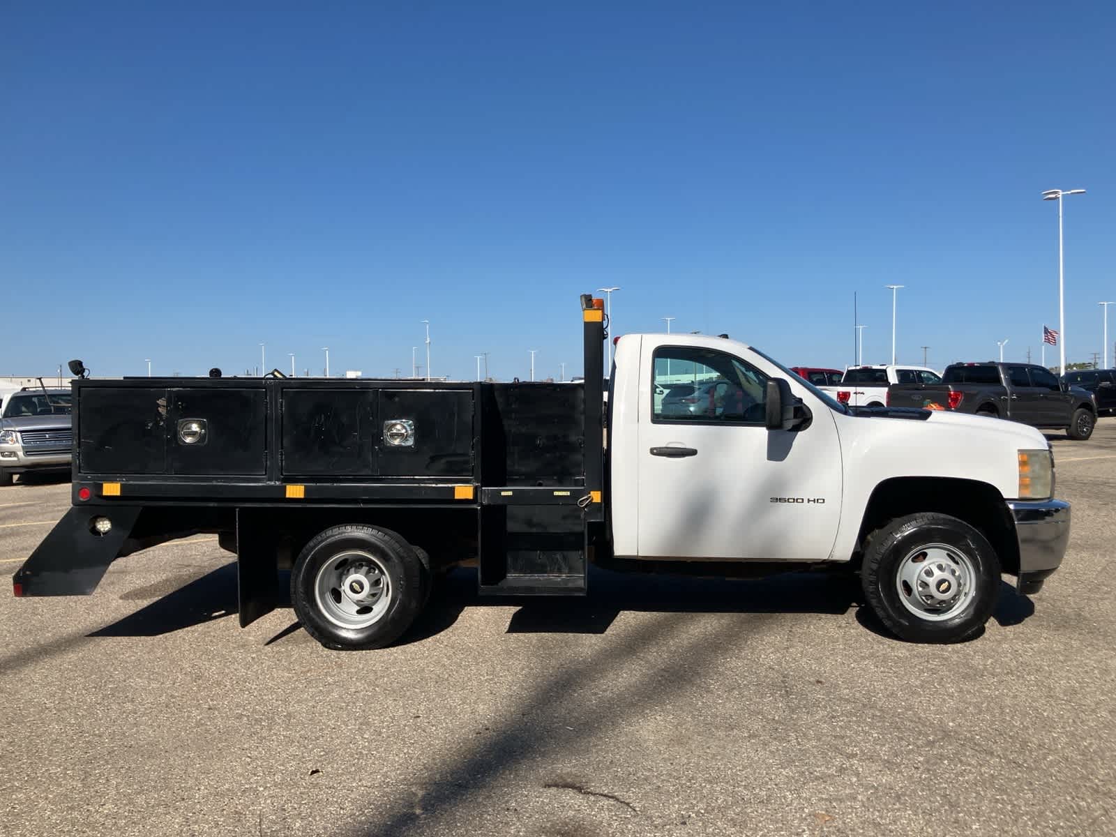 Thumbnail: 2011 Chevrolet Silverado 3500 - 4