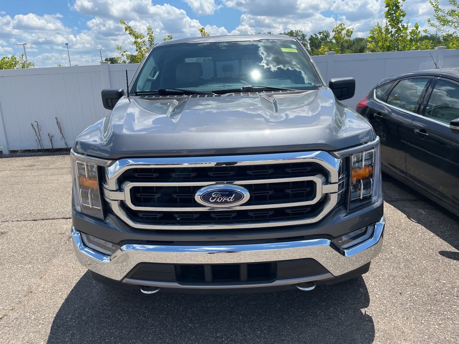 Thumbnail: 2021 Ford F-150 - 21