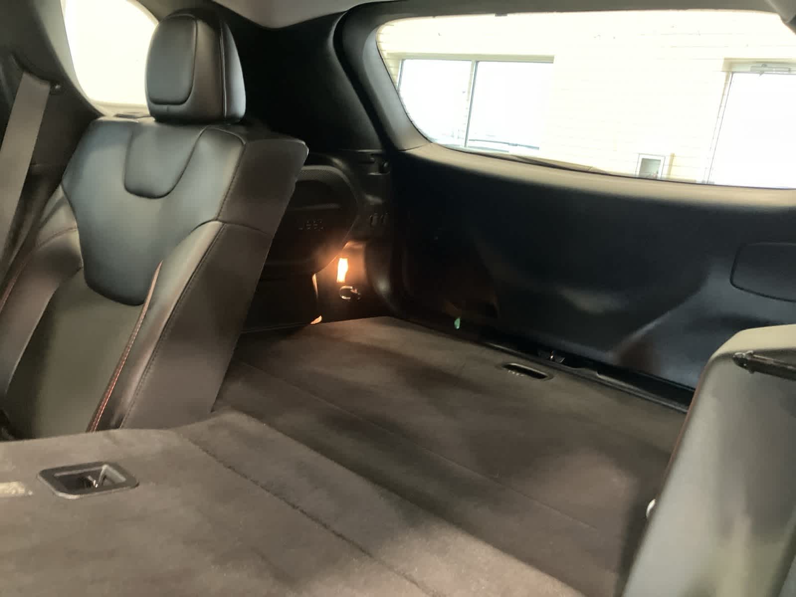 Thumbnail: 2021 Jeep Cherokee - 28