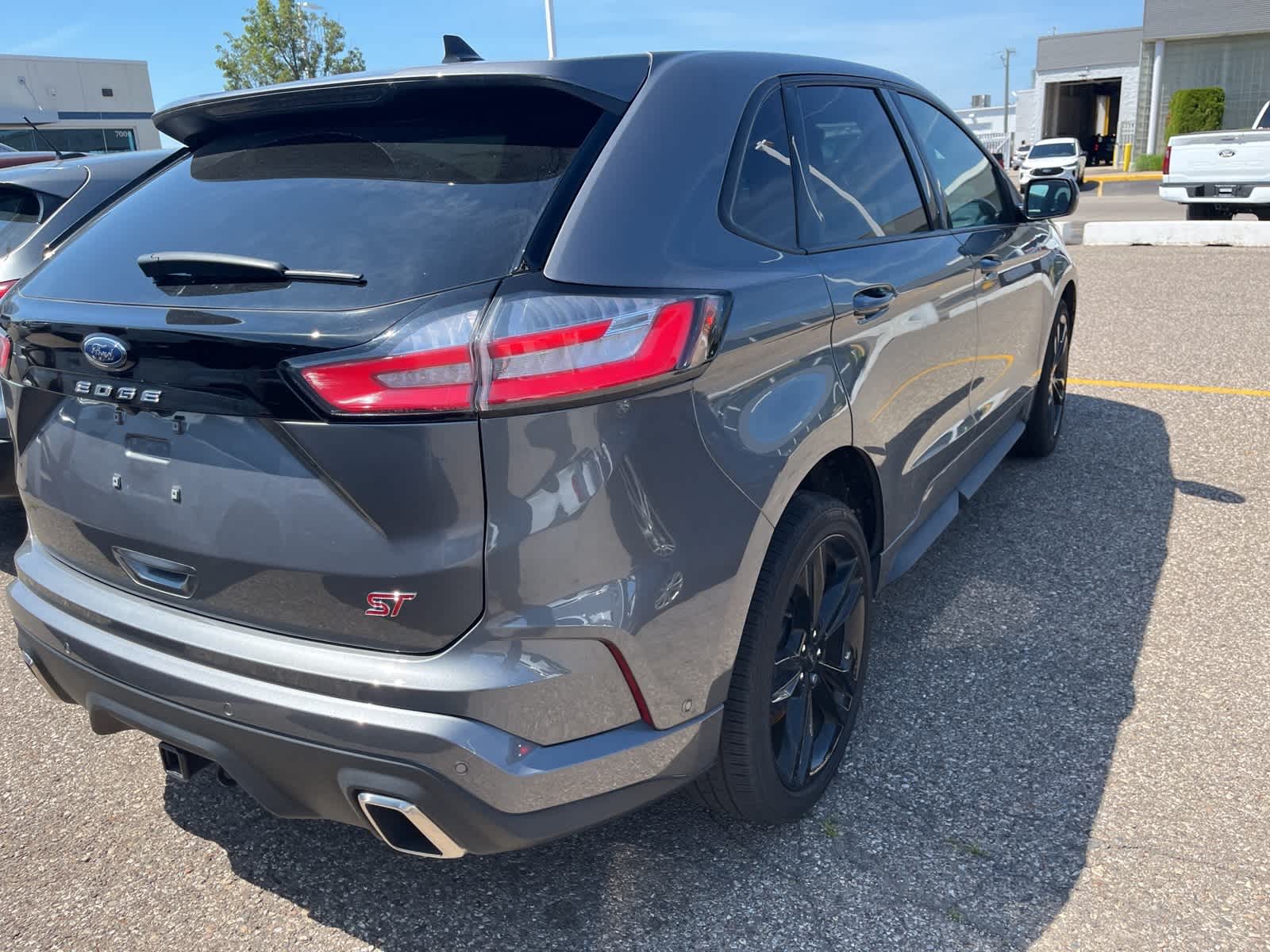 Thumbnail: 2024 Ford Edge - 10