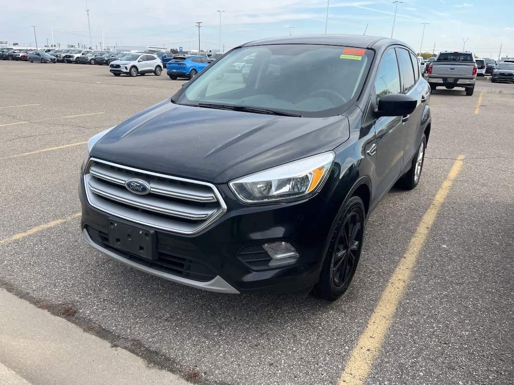 Used 2017 Ford Escape SE SUV