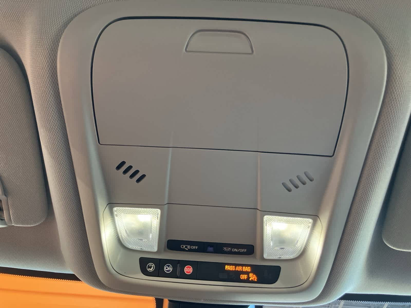 Thumbnail: 2021 Chevrolet Blazer - 21