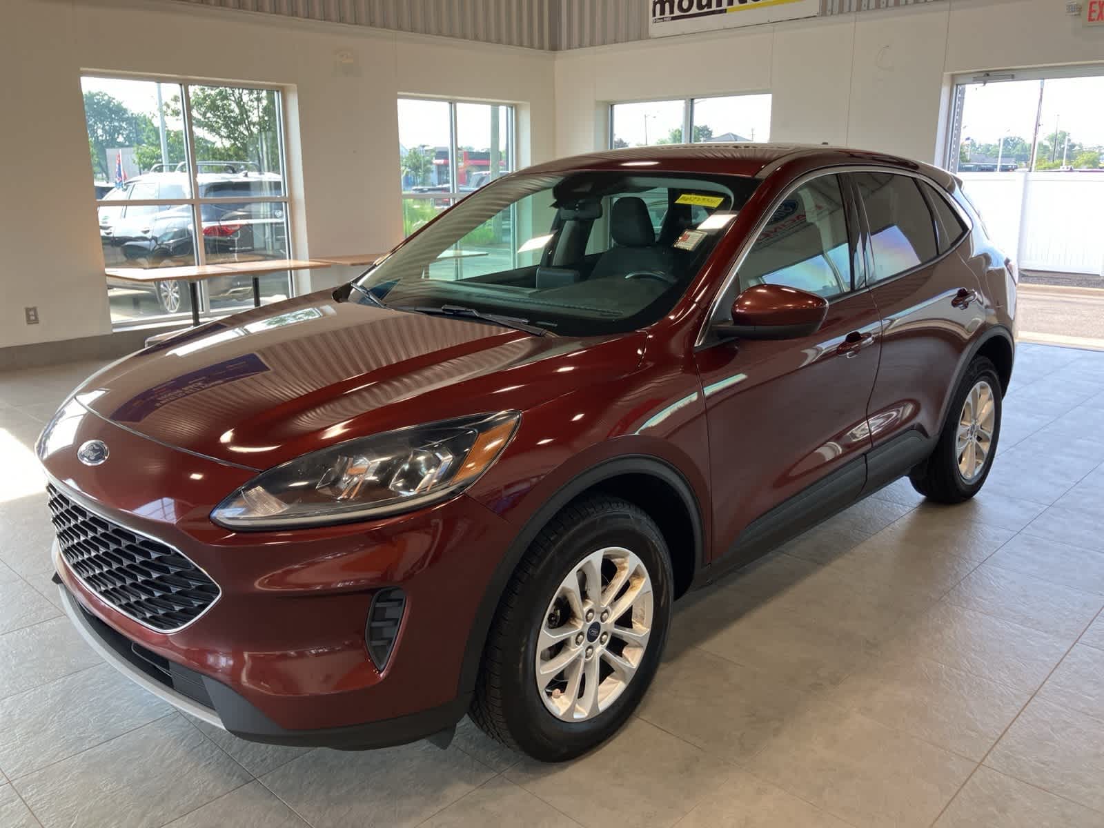 Thumbnail: 2021 Ford Escape - 1