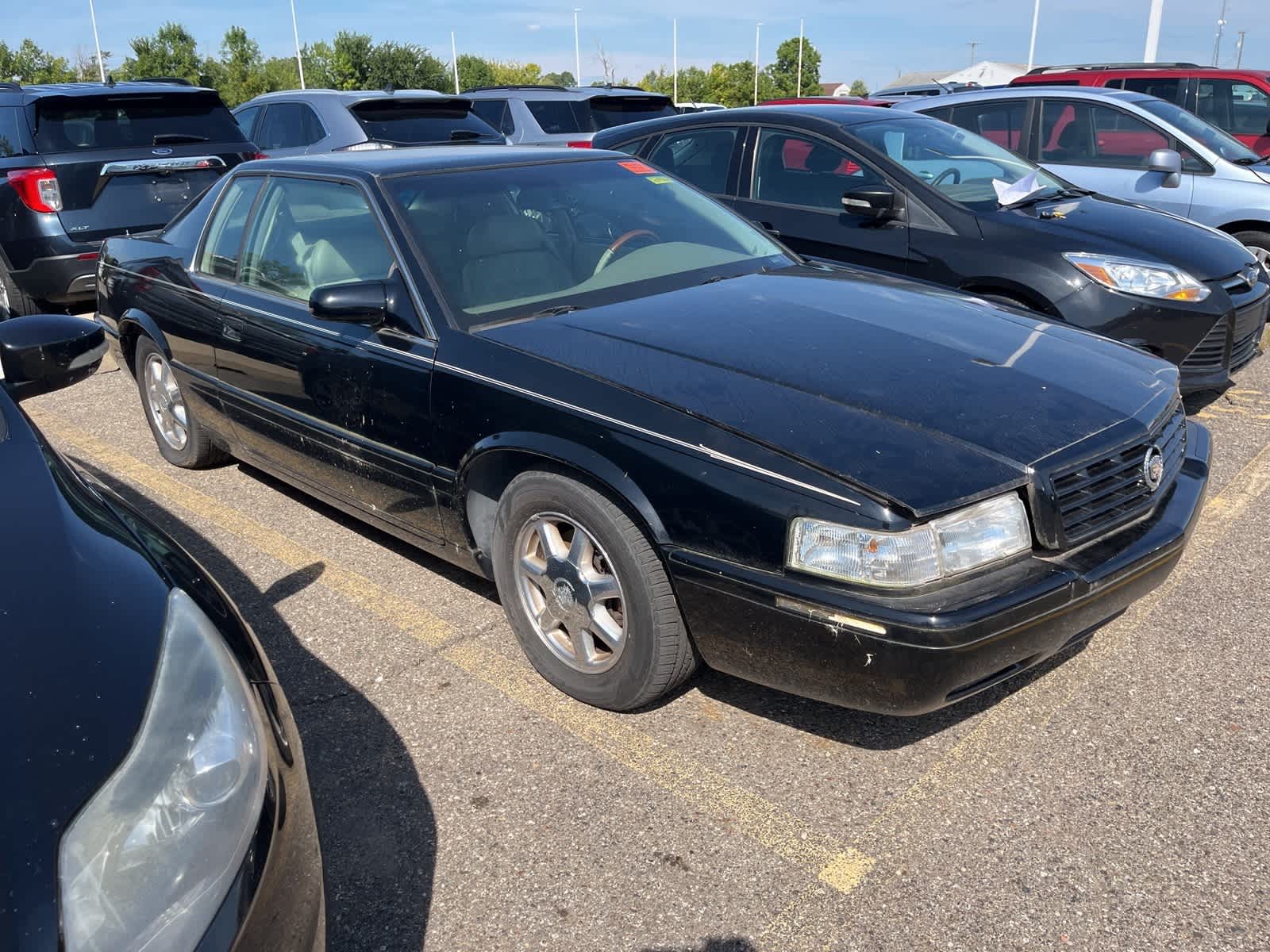 Thumbnail: 2002 Cadillac Eldorado - 17