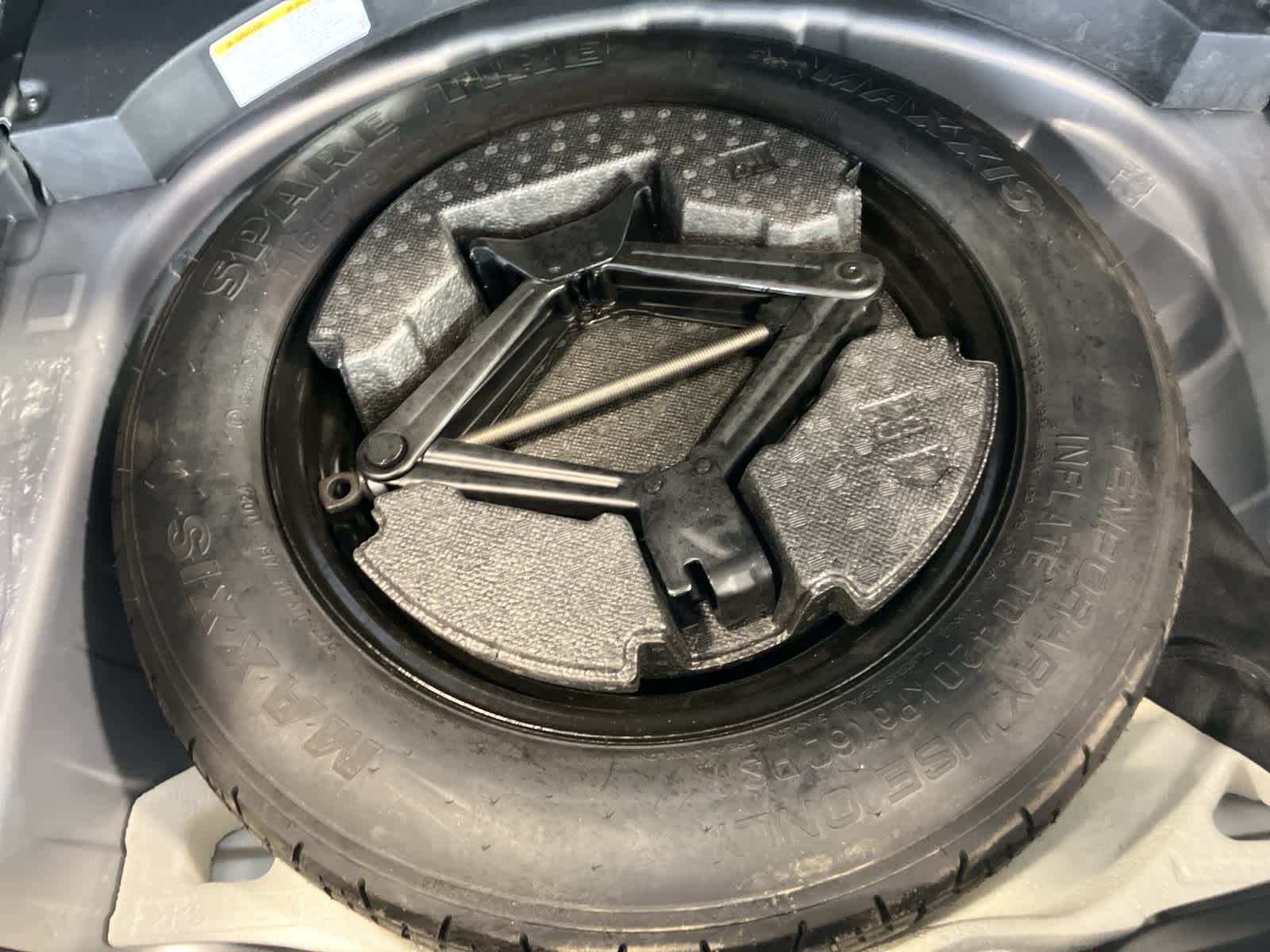 Thumbnail: 2024 Toyota RAV4 - 30