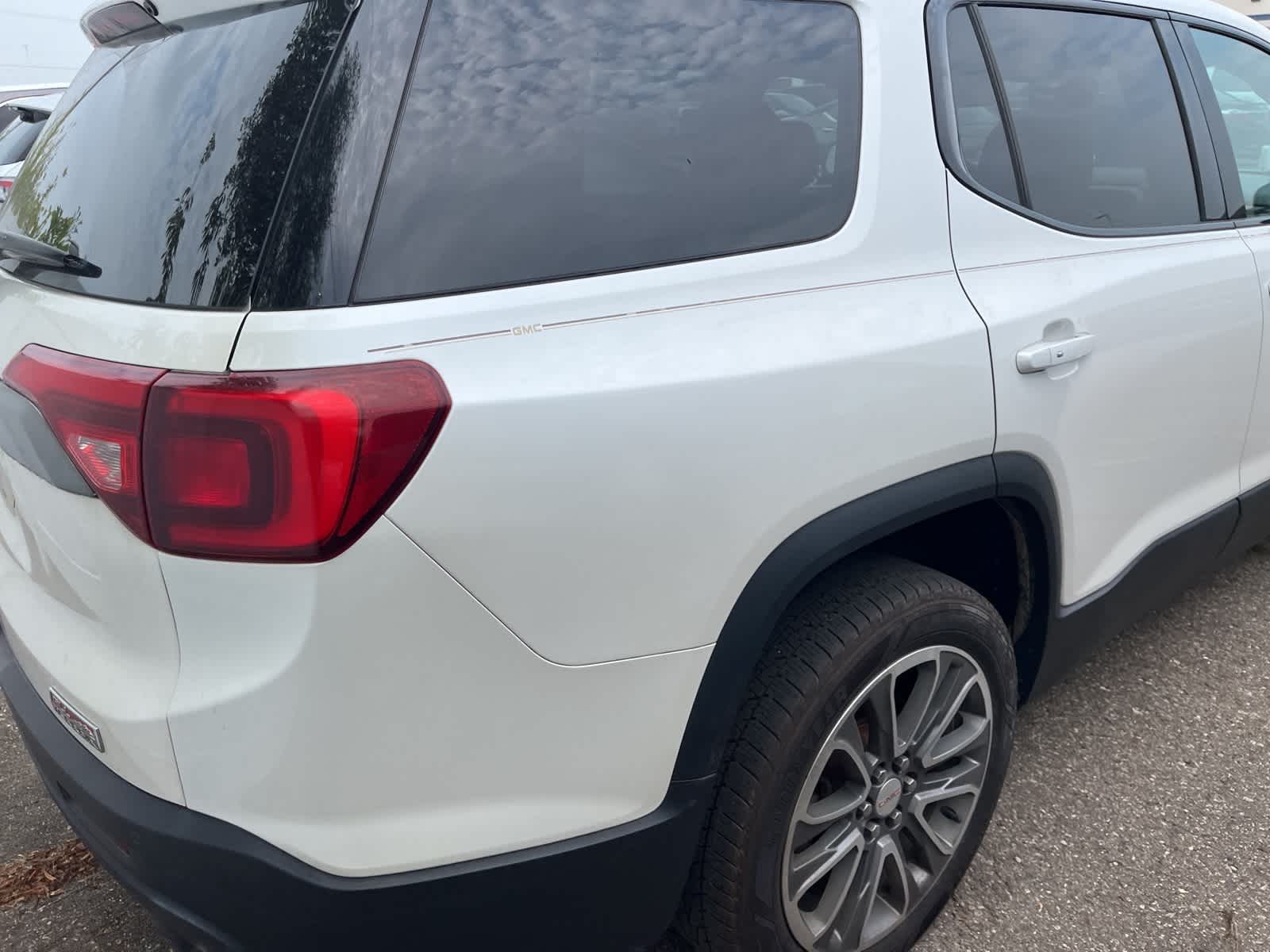 Thumbnail: 2017 GMC Acadia - 13
