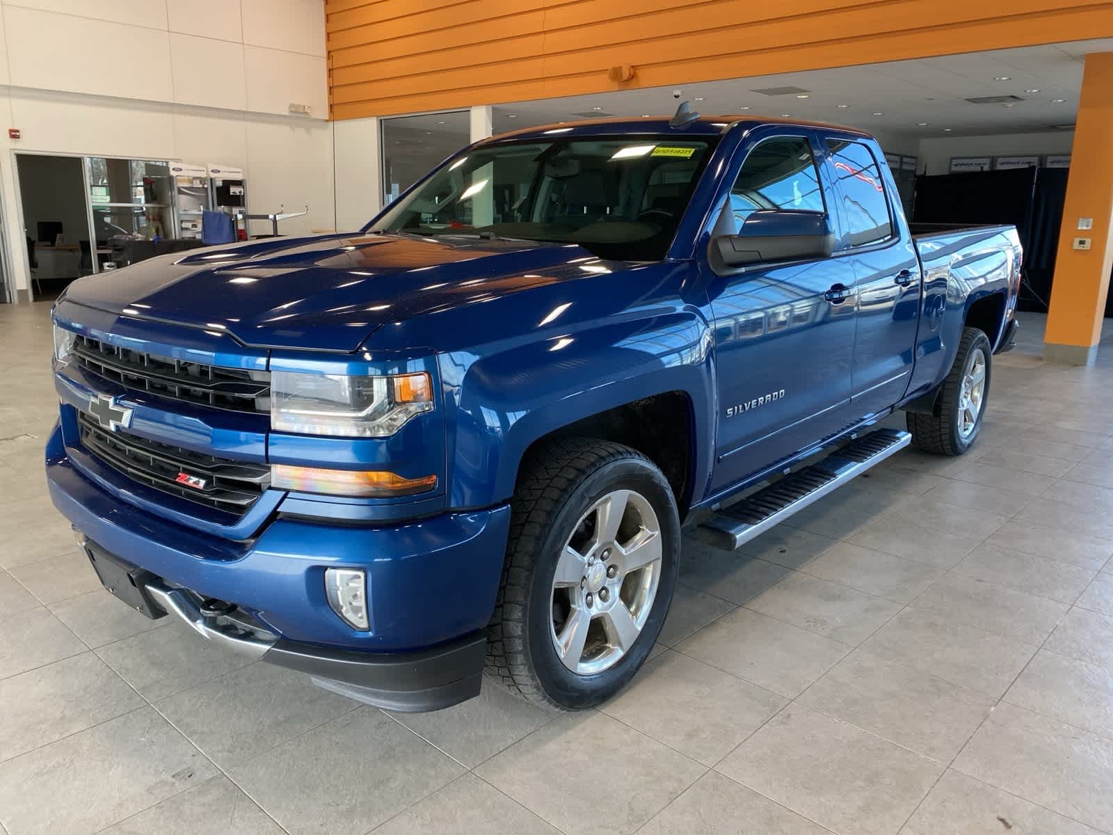 2017 Chevrolet Silverado 1500 LT -
                  Sterling Heights, MI