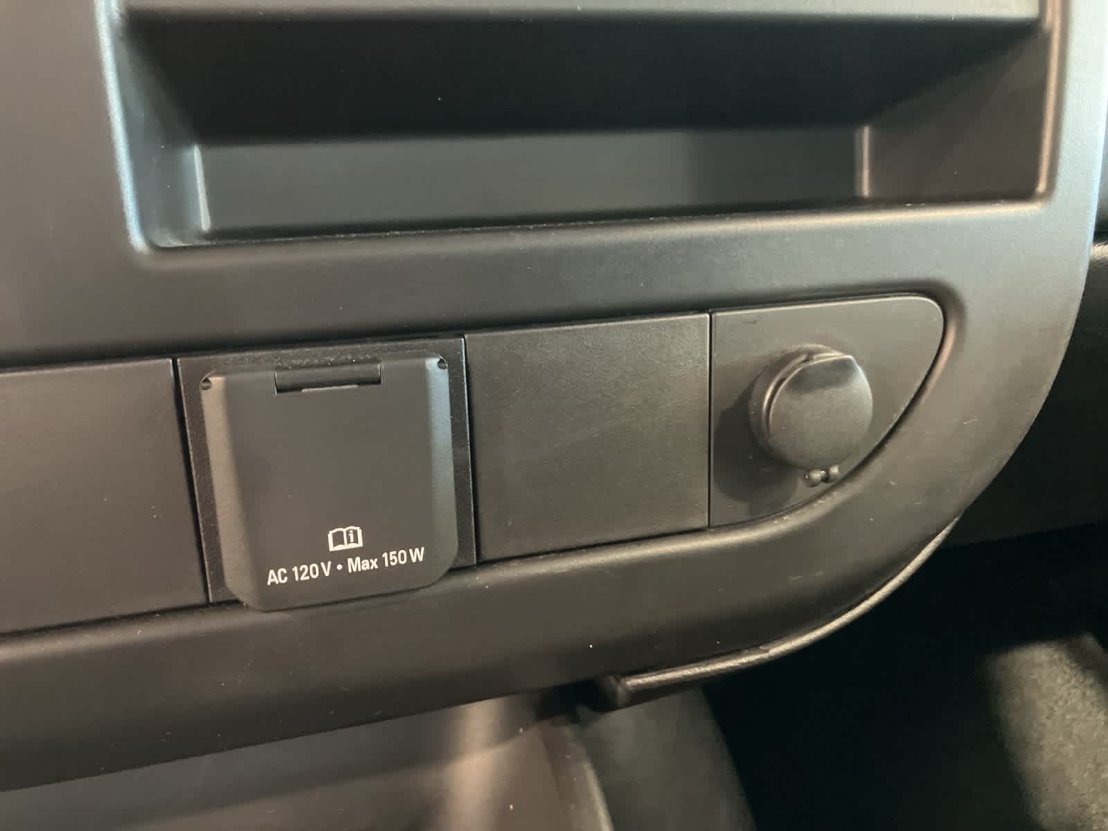 Thumbnail: 2023 GMC Savana - 22