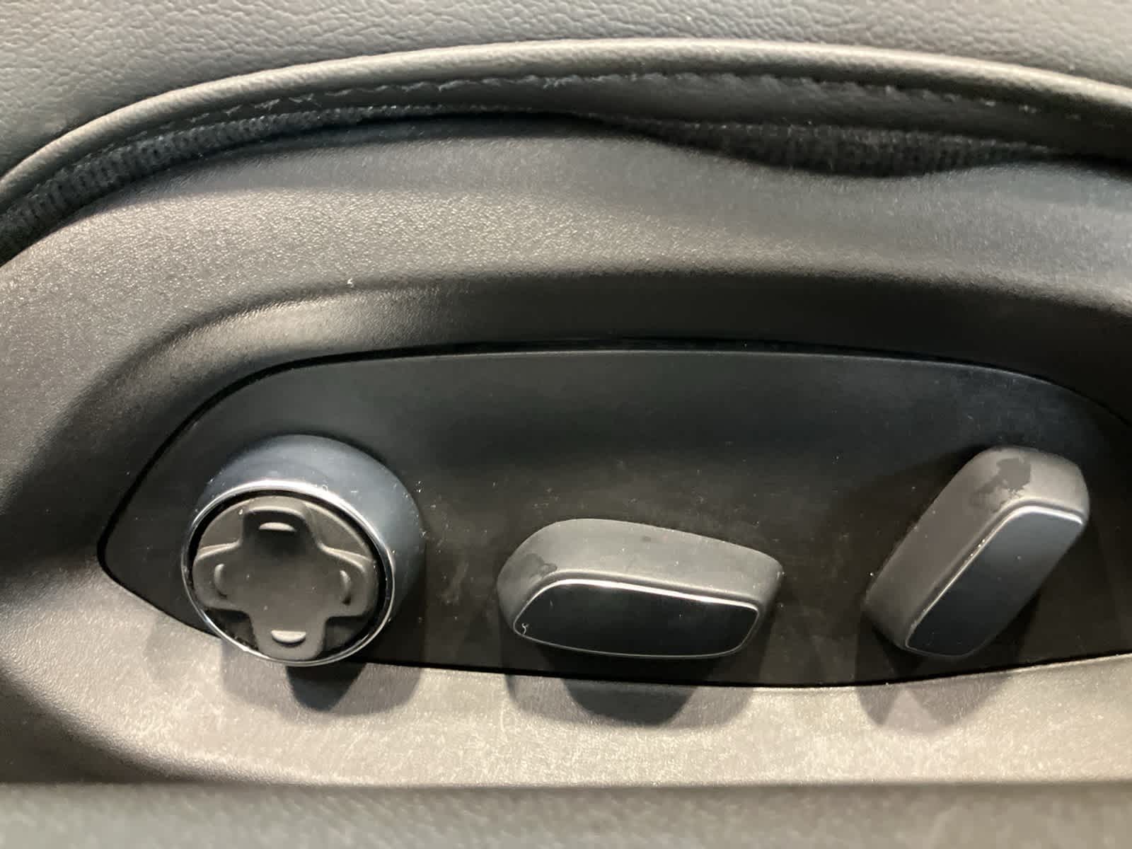 Thumbnail: 2021 Chevrolet Corvette - 11