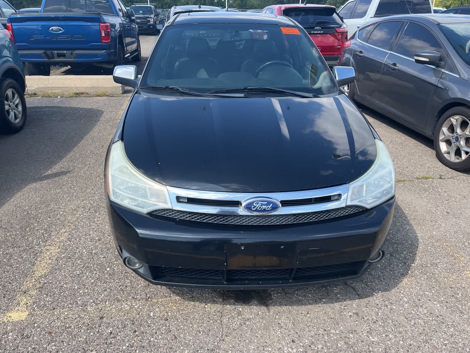 Thumbnail: 2011 Ford Focus - 21