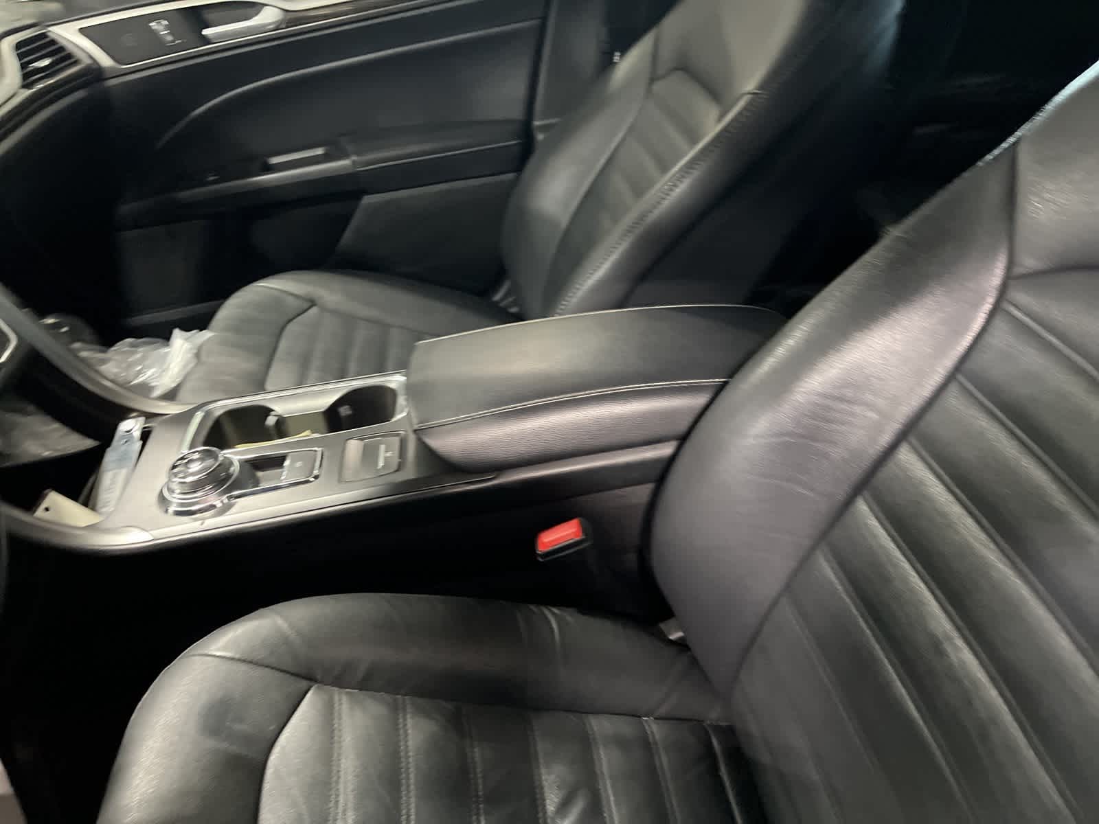 Thumbnail: 2017 Ford Fusion - 24