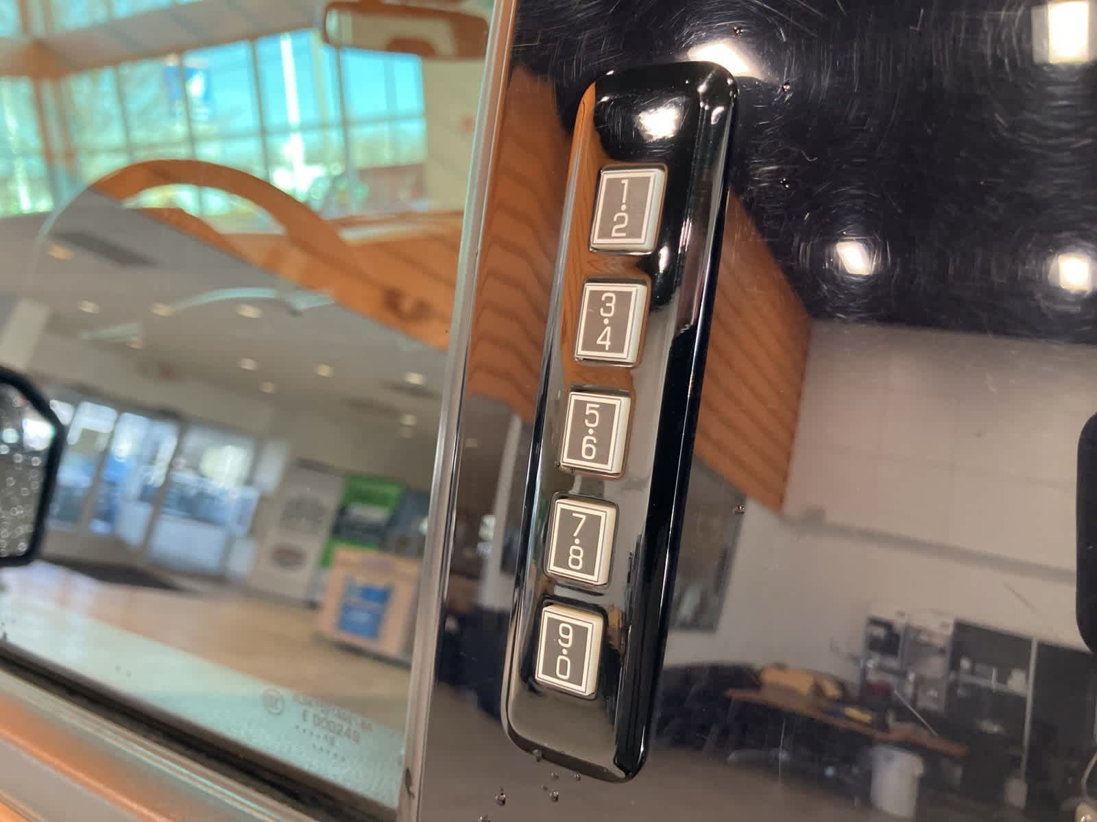 Thumbnail: 2019 Ford F-150 - 10