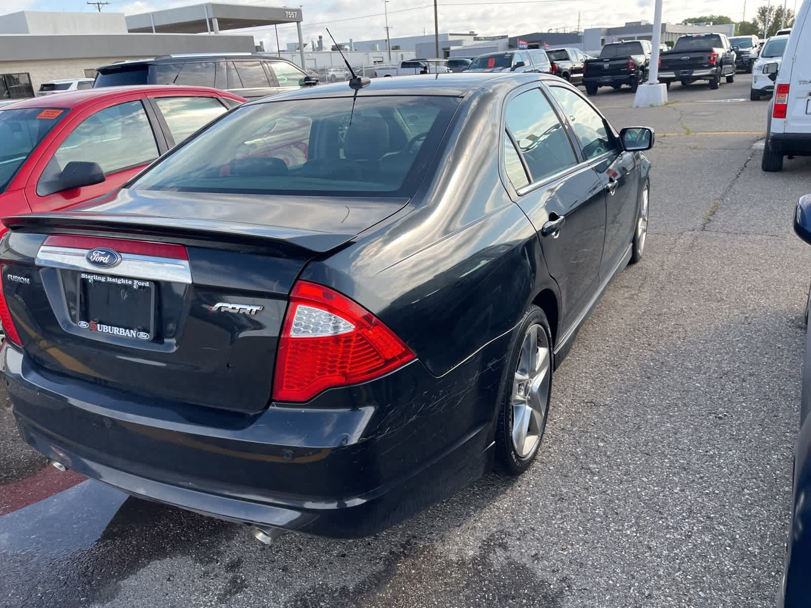 Thumbnail: 2010 Ford Fusion - 13